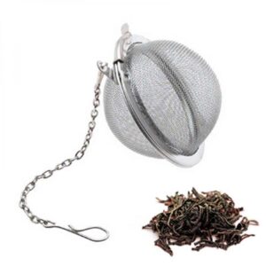 Boule à thé en métal avec chaîne – Maori. Pour infuser vos thés et tisanes en vrac de façon responsable | commercialisé par la boutique Tipi à Theux