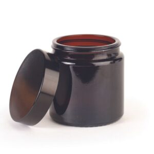 Pot en verre ambré 60 ml avec couvercle noir – Maison Demez. Idéal pour crèmes, baumes ou condiments maison | commercialisé par la boutique Tipi à Theux